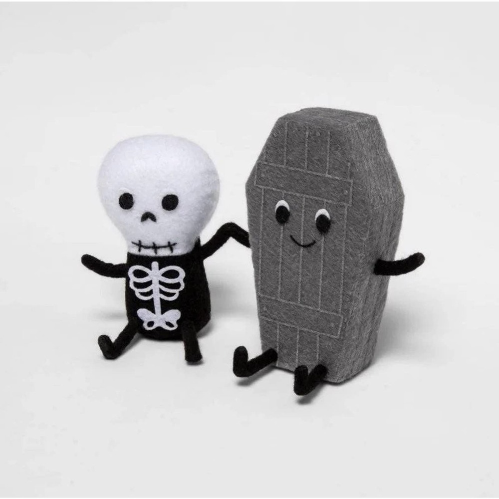 New Hyde & Eek Felt Skeleton & Coffin Buddies Couple Halloween Figure Decor